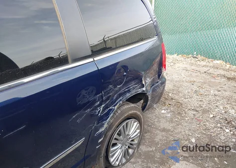 2015 Chrysler Town & Country Touring-L from USA, damaged, VIN 2C4RC1CG1FR561951